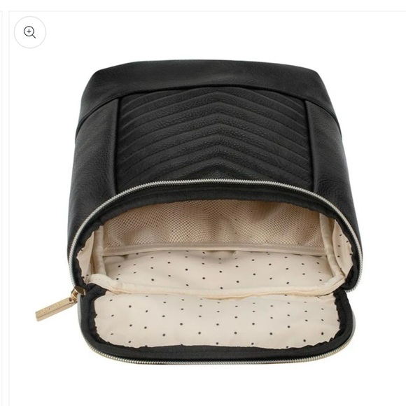 Itzy Ritzy Chill Like A Boss Bottle Bag in Jetsetter Black - Picture 4 of 10